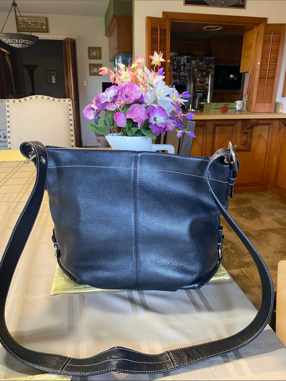 Coach Everyday Black Leather Shoulder Bag with Adjustable Strap